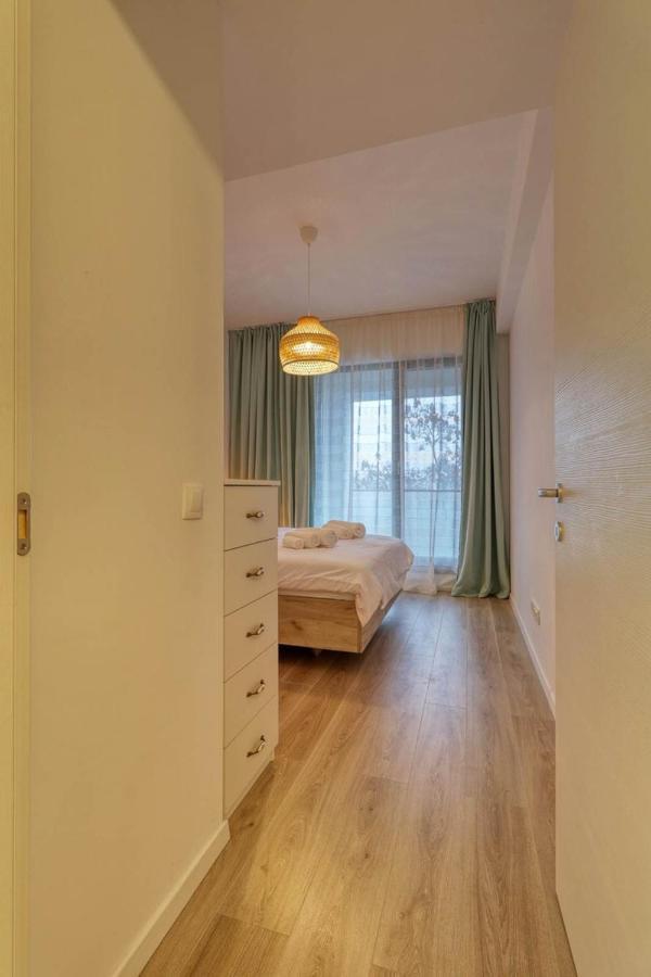 Inspiration Station - My Joyful, Cosy&Inviting Apt - Smart Thermostat - Private Parking - Ior Park - Long Term Price Cuts Бухарест Екстер'єр фото