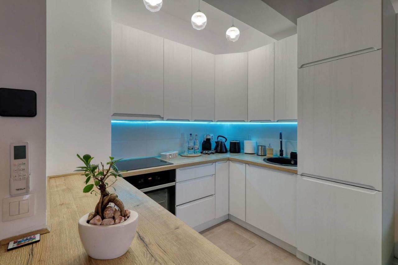 Inspiration Station - My Joyful, Cosy&Inviting Apt - Smart Thermostat - Private Parking - Ior Park - Long Term Price Cuts Бухарест Екстер'єр фото